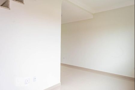 Casa de condomínio à venda com 63m², 2 quartos e 1 vagaSala