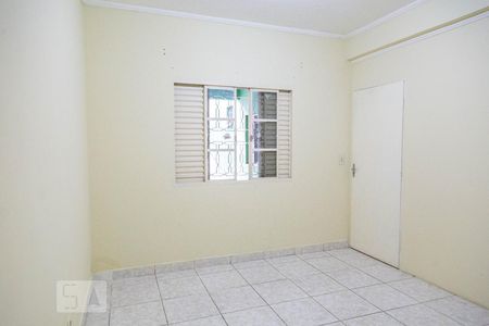 Quarto de casa para alugar com 1 quarto, 100m² em Jardim Fernandes, São Paulo