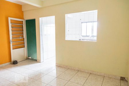 Sala de casa para alugar com 1 quarto, 100m² em Jardim Fernandes, São Paulo