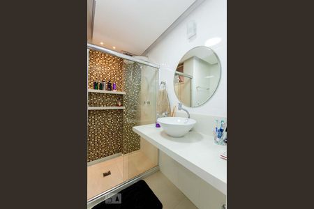 Banheiro Social de apartamento à venda com 2 quartos, 58m² em São Domingos, Niterói