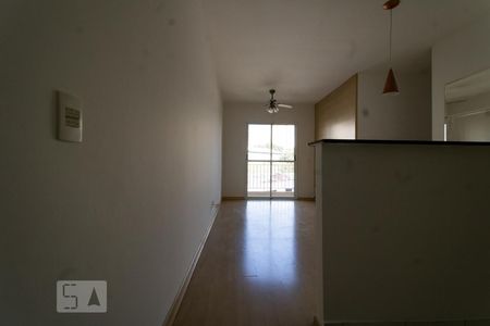 Hall de Entrada de apartamento para alugar com 3 quartos, 78m² em Jardim Tupanci, Barueri