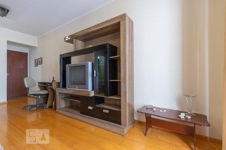 Sala de apartamento para alugar com 1 quarto, 53m² em Centro, Campinas