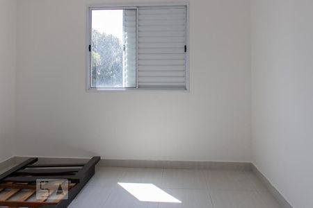 Quarto 2 de apartamento para alugar com 3 quartos, 62m² em Jardim Santa Emília, São Paulo