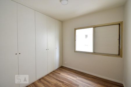 Quarto 1 de apartamento para alugar com 2 quartos, 52m² em Cerqueira César, São Paulo