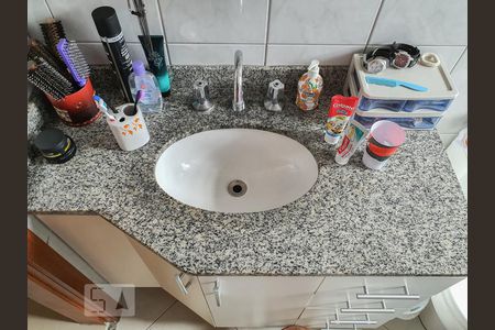 Casa à venda com 180m², 3 quartos e 5 vagas Casa à venda com 180m², 3 quartos e 5 vagasDetalhe do banheiro