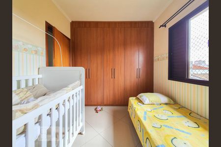 Casa à venda com 180m², 3 quartos e 5 vagas Casa à venda com 180m², 3 quartos e 5 vagasQuarto 2