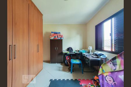 Casa à venda com 180m², 3 quartos e 5 vagas Casa à venda com 180m², 3 quartos e 5 vagasQuarto 1