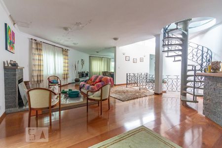 Sala de casa para alugar com 6 quartos, 680m² em Vila São Francisco, São Paulo