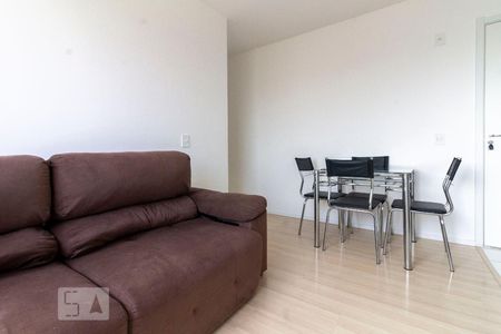 Sala de apartamento à venda com 2 quartos, 47m² em Itaquera, São Paulo