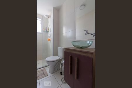 Banheiro de apartamento à venda com 2 quartos, 47m² em Itaquera, São Paulo