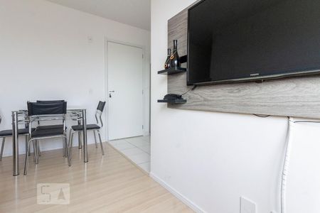 Sala de apartamento à venda com 2 quartos, 47m² em Itaquera, São Paulo