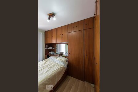 Quarto 2 - Suíte (Armários) de apartamento à venda com 2 quartos, 72m² em Vila Monumento, São Paulo