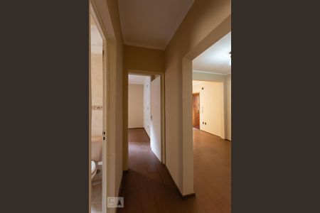 Corredor de apartamento para alugar com 2 quartos, 67m² em Jardim Okita, Campinas