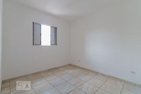 Quarto 1 de casa para alugar com 2 quartos, 100m² em Ferreira, São Paulo