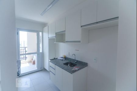 Cozinha de apartamento para alugar com 1 quarto, 45m² em Brás, São Paulo