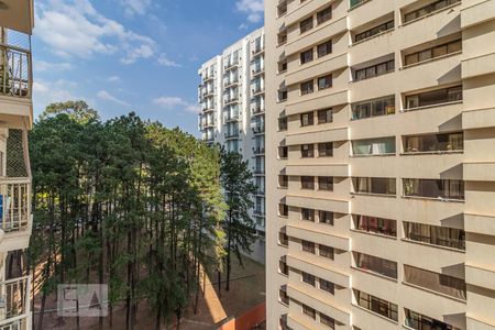 Vista do Quarto 1 de apartamento para alugar com 2 quartos, 70m² em Alphaville Industrial, Barueri