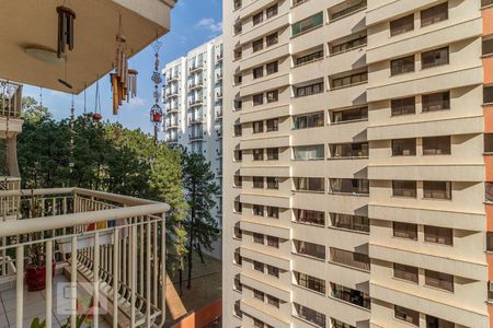 Vista do Quarto 2 de apartamento para alugar com 2 quartos, 70m² em Alphaville Industrial, Barueri