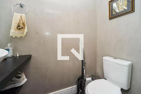 Lavabo de apartamento para alugar com 2 quartos, 100m² em Passo da Areia, Porto Alegre