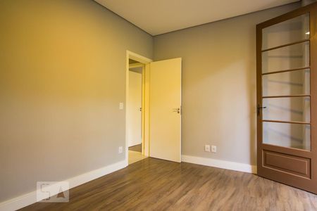 Quarto 2 de apartamento para alugar com 2 quartos, 80m² em Independência, Porto Alegre