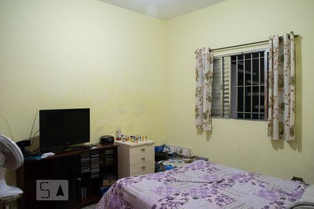 QUARTO 1 de casa à venda com 3 quartos, 100m² em Vila Santista, São Paulo