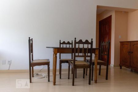 Sala de apartamento à venda com 1 quarto, 42m² em Jardim Lindóia, Porto Alegre