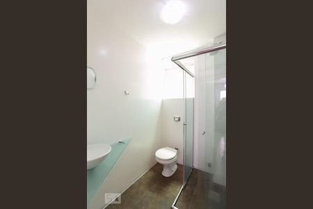 Banheiro de apartamento para alugar com 1 quarto, 43m² em Centro Histórico, Porto Alegre