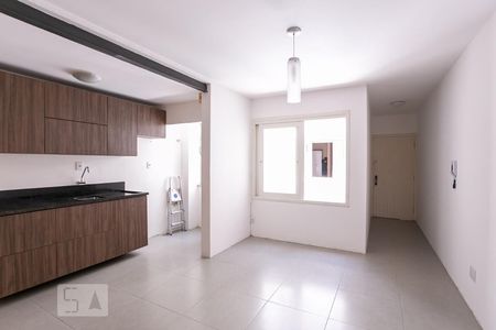 Sala/Cozinha de apartamento para alugar com 1 quarto, 43m² em Centro Histórico, Porto Alegre