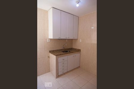 Cozinha de apartamento para alugar com 2 quartos, 110m² em Cascadura , Rio de Janeiro