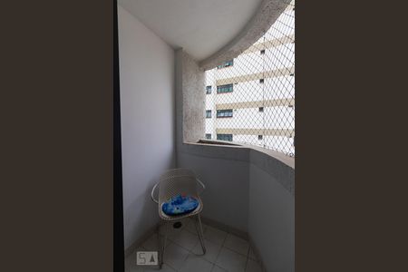 Sacada de apartamento à venda com 3 quartos, 76m² em Vila Congonhas, São Paulo