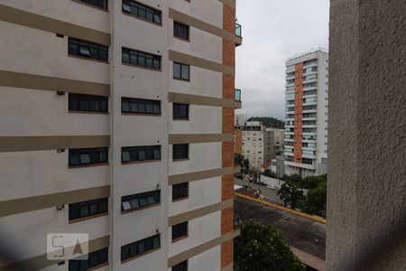 Vista de apartamento à venda com 3 quartos, 76m² em Vila Congonhas, São Paulo