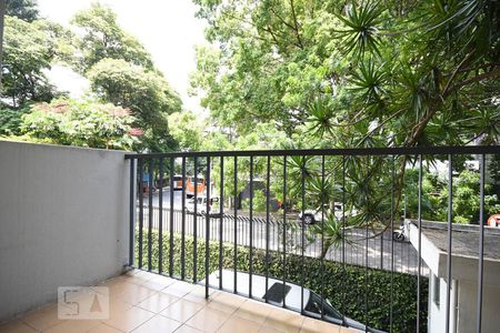 Varanda de apartamento para alugar com 2 quartos, 66m² em Real Parque, São Paulo