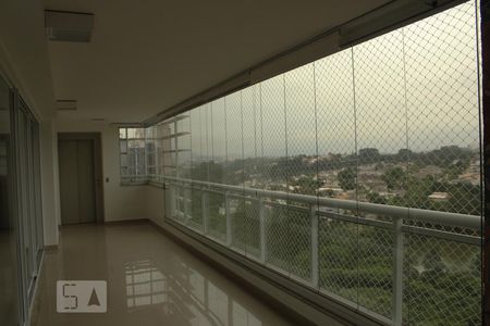 Apartamento para alugar com 3 quartos, 196m² em Empresarial 18 do Forte, Barueri