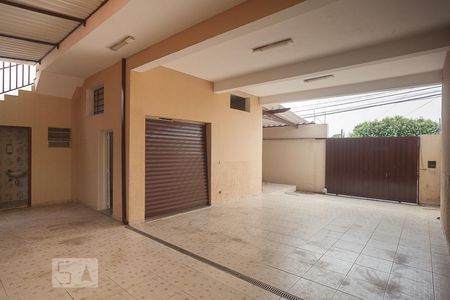 Quintal de casa para alugar com 3 quartos, 250m² em Jardim Campos Elíseos, Campinas