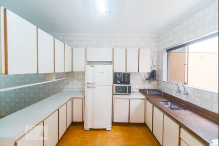 Cozinha de casa à venda com 4 quartos, 200m² em Jardim Vila Formosa, São Paulo