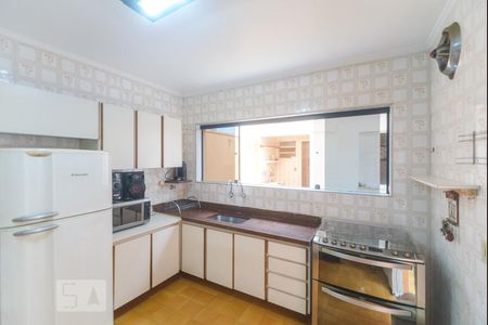 Cozinha de casa à venda com 4 quartos, 200m² em Jardim Vila Formosa, São Paulo