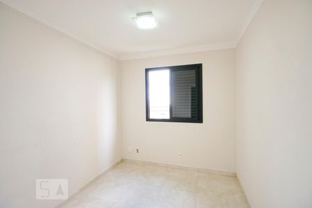 Quarto 01 de apartamento para alugar com 3 quartos, 82m² em Vila Prudente, São Paulo