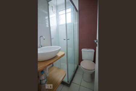 Banheiro  de apartamento à venda com 3 quartos, 50m² em Parque Novo Oratório, Santo André