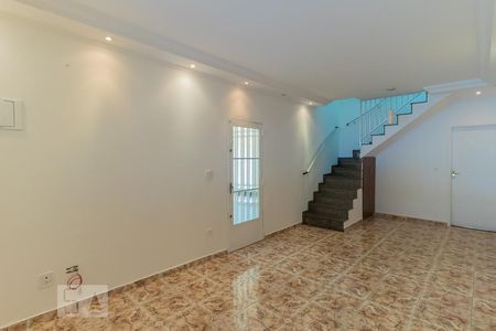 Sala de casa para alugar com 3 quartos, 120m² em Parque Boturussu, São Paulo