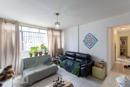 Sala  de apartamento para alugar com 3 quartos, 70m² em Icaraí, Niterói