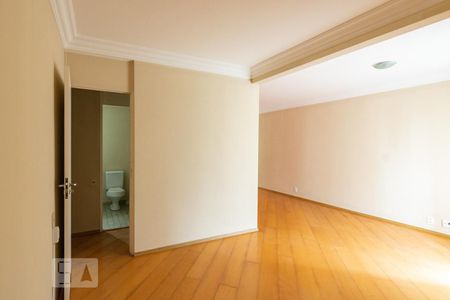 Sala de apartamento para alugar com 2 quartos, 70m² em Baeta Neves, São Bernardo do Campo