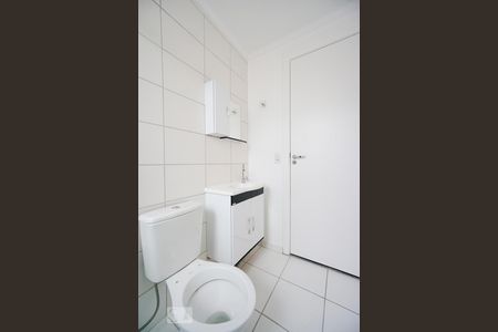 Banheiro de apartamento para alugar com 2 quartos, 47m² em Jardim América da Penha, São Paulo