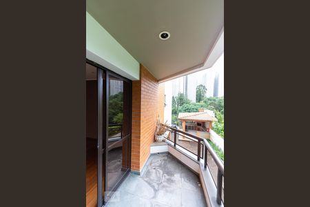 Varanda de apartamento à venda com 3 quartos, 123m² em Vila Suzana, São Paulo