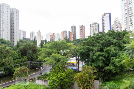 Vista de apartamento à venda com 3 quartos, 123m² em Vila Suzana, São Paulo