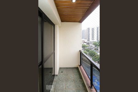 VAranda de apartamento para alugar com 4 quartos, 114m² em Vila Regente Feijó, São Paulo