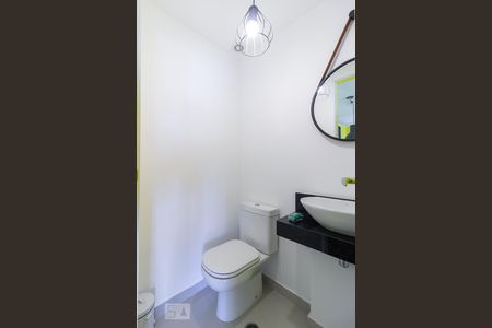 Lavabo de apartamento para alugar com 3 quartos, 116m² em Jardim das Acácias, São Paulo