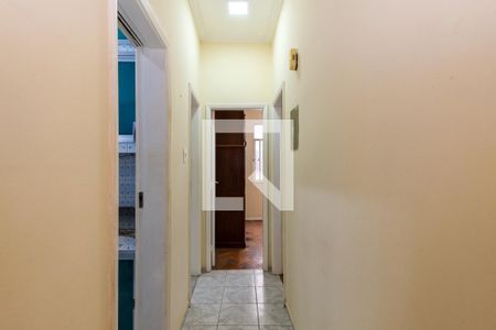 Corredor de apartamento para alugar com 2 quartos, 72m² em Grajaú, Rio de Janeiro