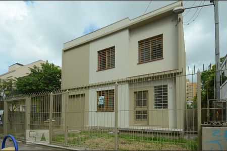 Casa à venda com 171m², 3 quartos e 2 vagasFachada