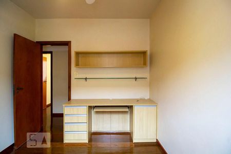 Quarto de apartamento à venda com 4 quartos, 121m² em Coração Eucarístico, Belo Horizonte