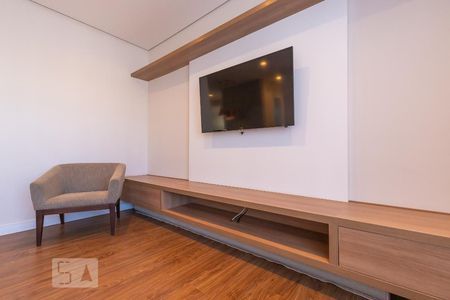 Sala de apartamento para alugar com 2 quartos, 70m² em Cambuí, Campinas