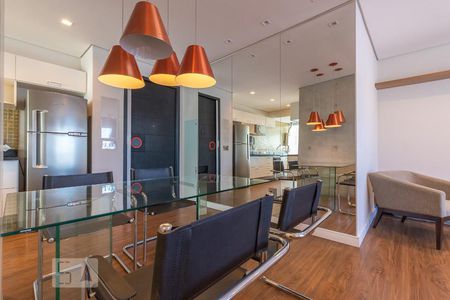 Sala de apartamento para alugar com 2 quartos, 70m² em Cambuí, Campinas